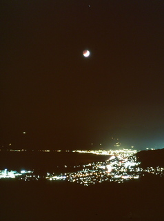 月と夜景